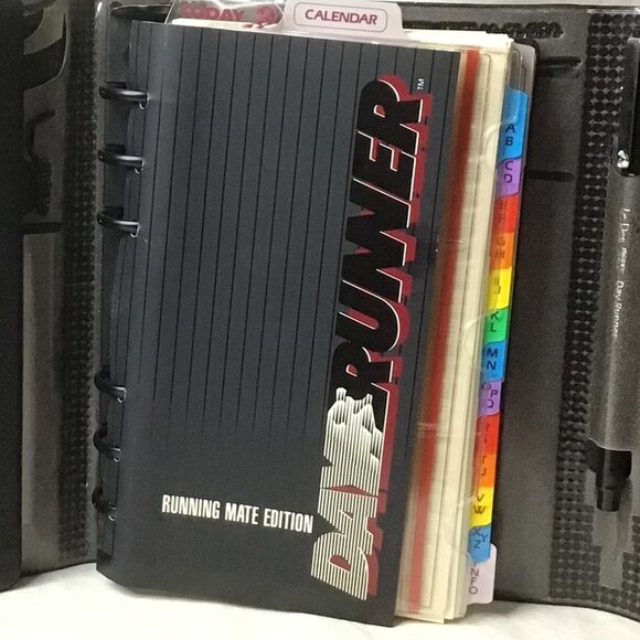 Dayrunner Running Mate Vintage Planner Organizer Book - Picture 11 of 11